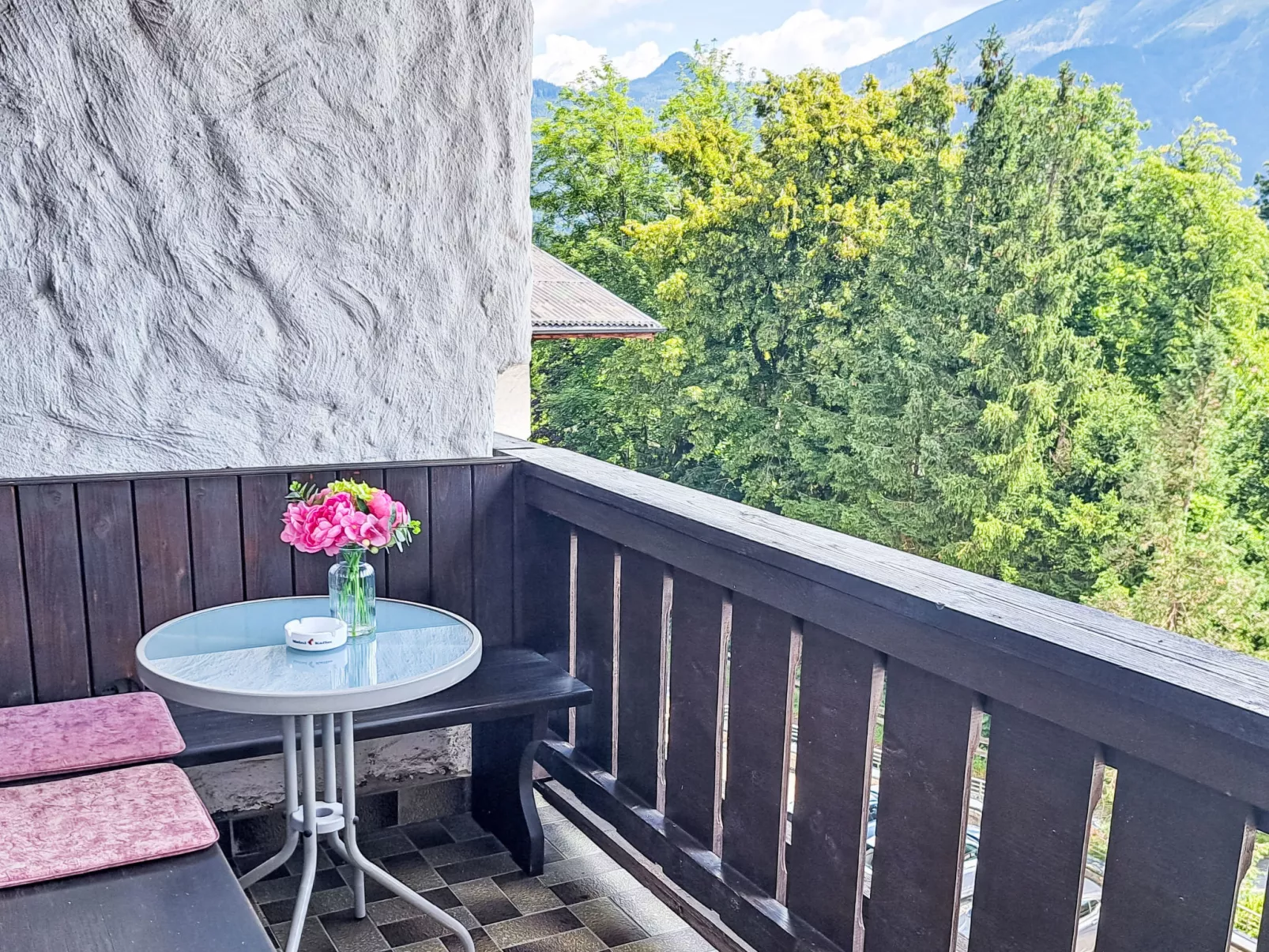 Wohnung 414 Bergblick-Draußen