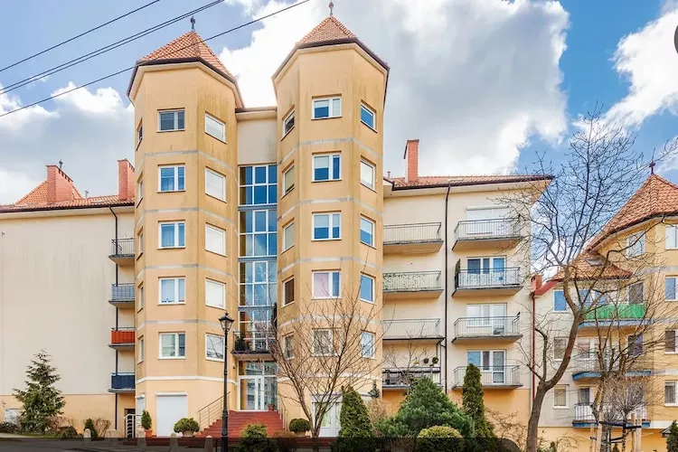 Apartament Laura  Międzyzdroje-Exterior in summer
