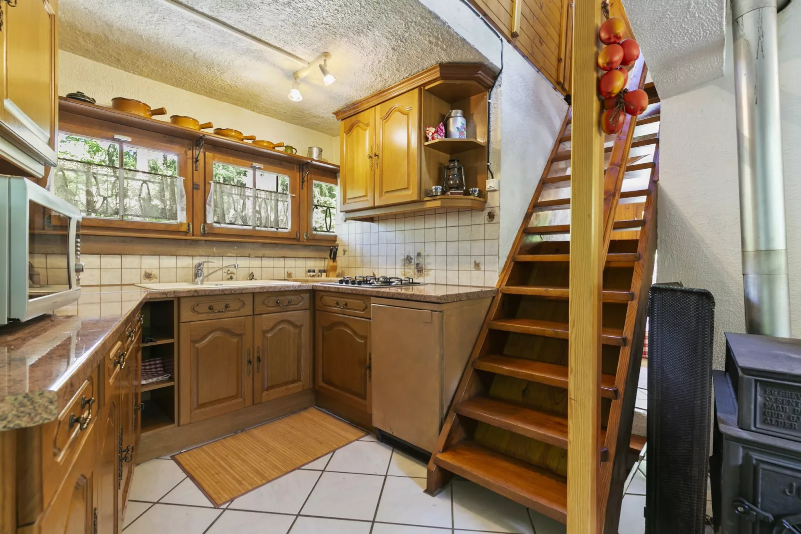 Sandra-Kitchen