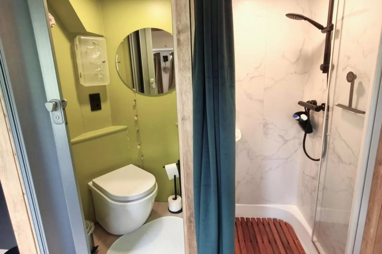 REEBUS-Badezimmer