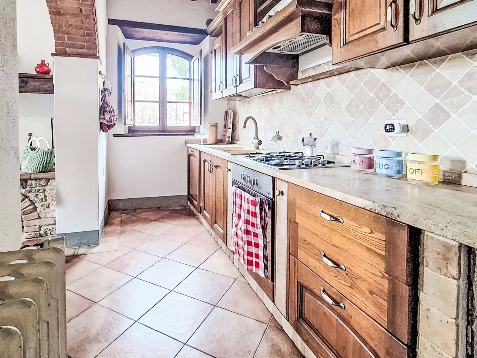 Gaiole Apartament-Inside