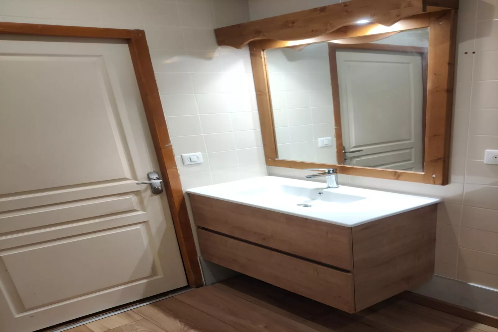 V. du Bachat Epicéa A N°24 - 2P6-Badezimmer