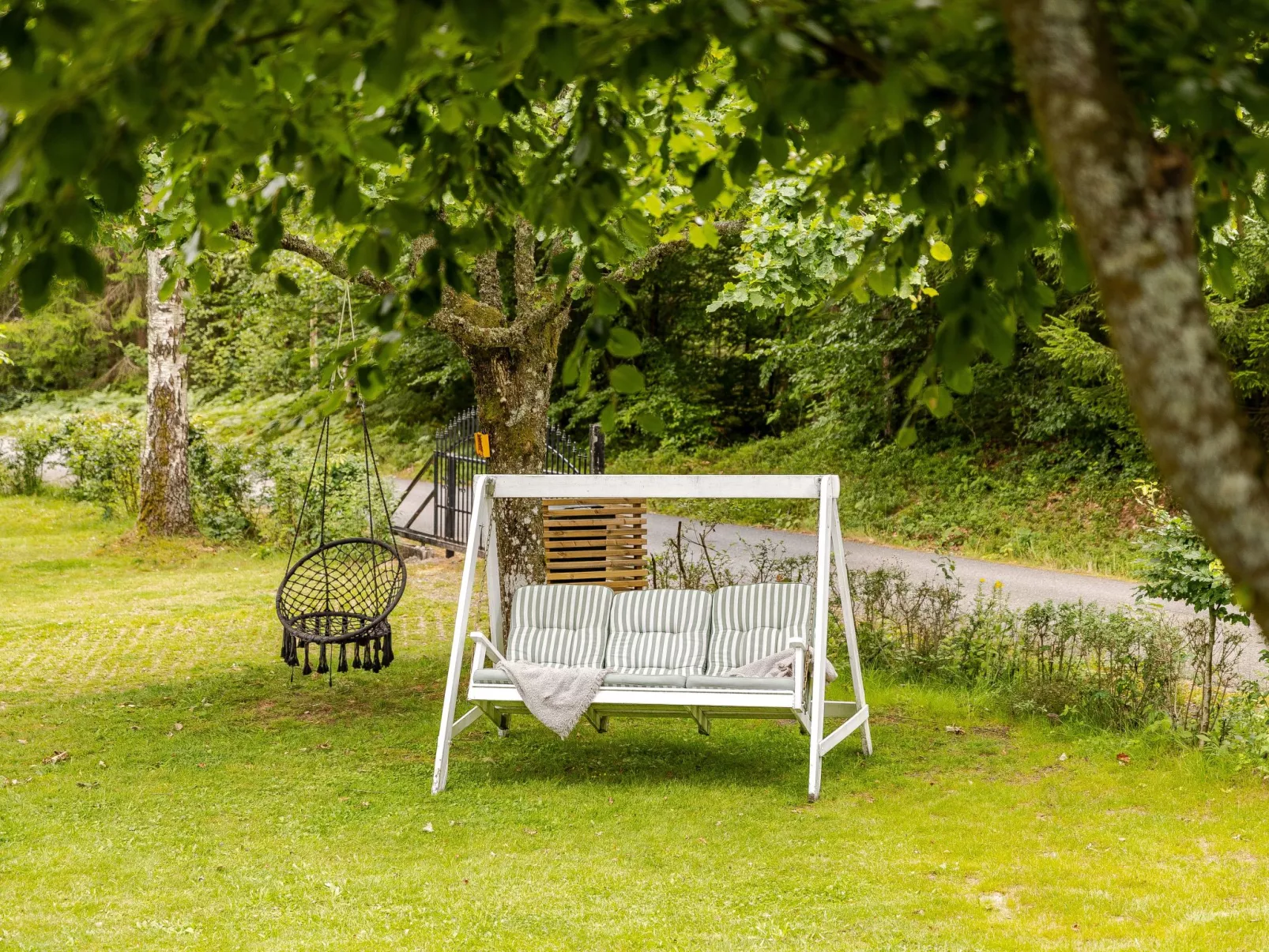Torarp Västergård-Outside