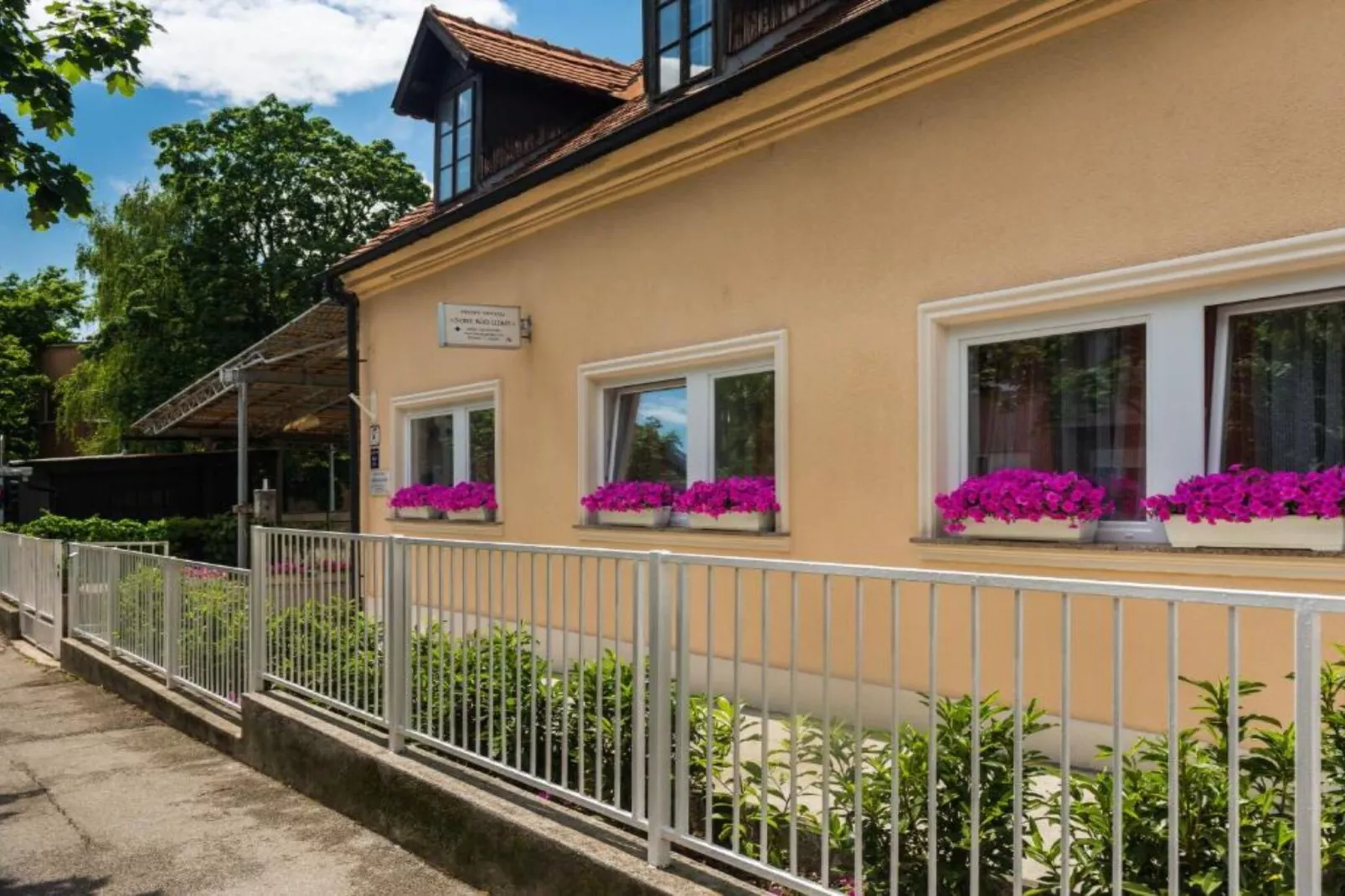 Rooms Lidija 17 - Double Room (3)-Im Freien