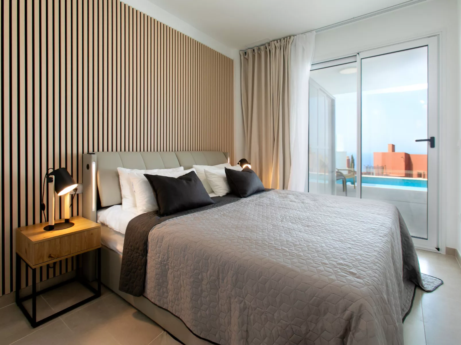 Bayview Collection free Spa & Padel-Inside