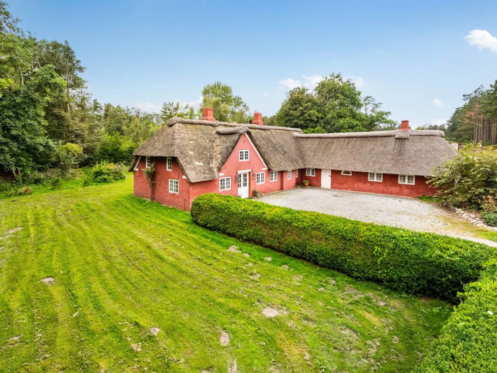 "Yrjö" - 2.5km from the sea-Outside