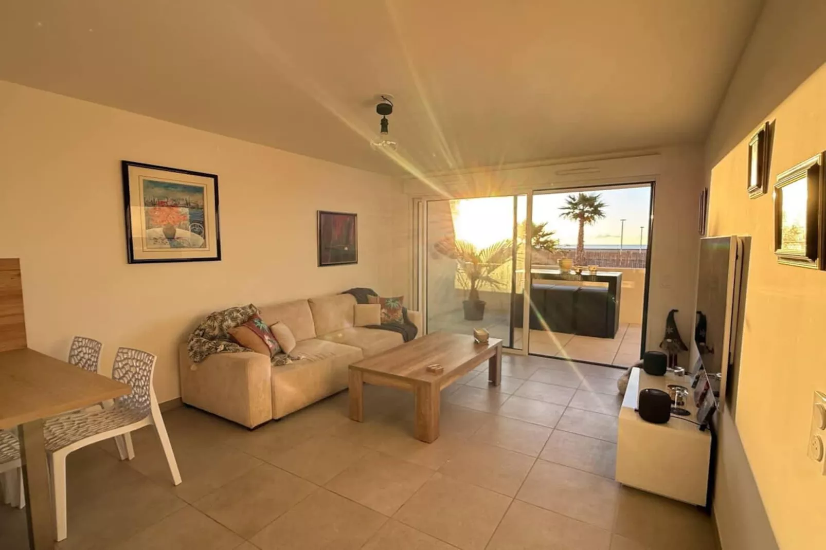 A05-Living room