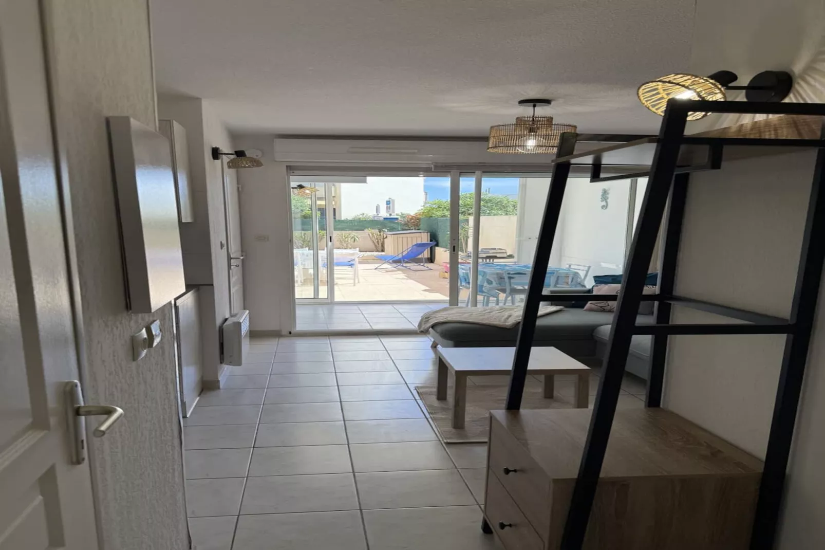 35 GRAMIN-Living room