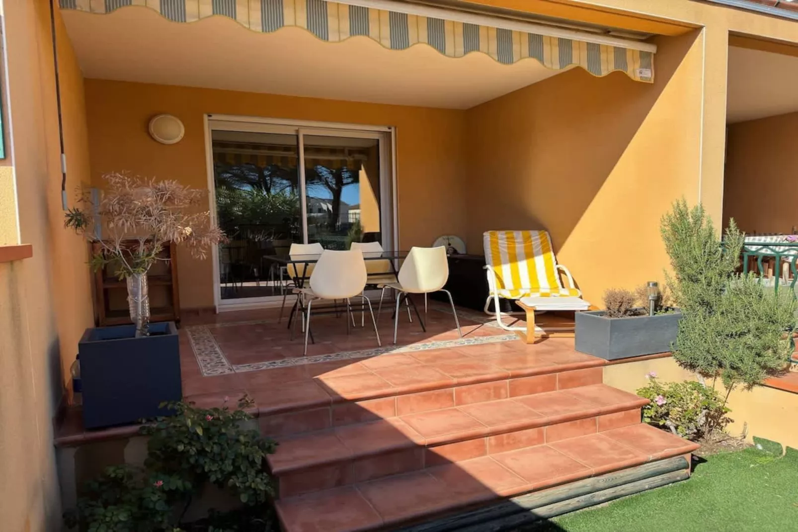 01 Plage et Confort-Terrasse / balcon