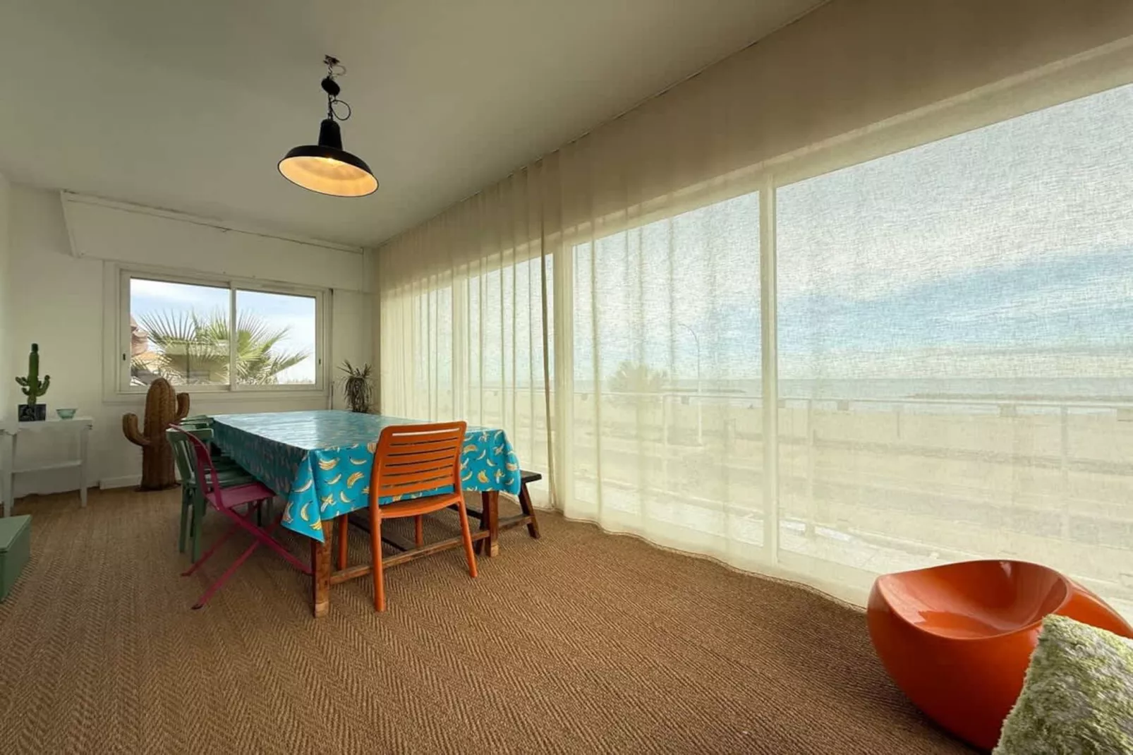 86 Bel appart 120m2-Esszimmer