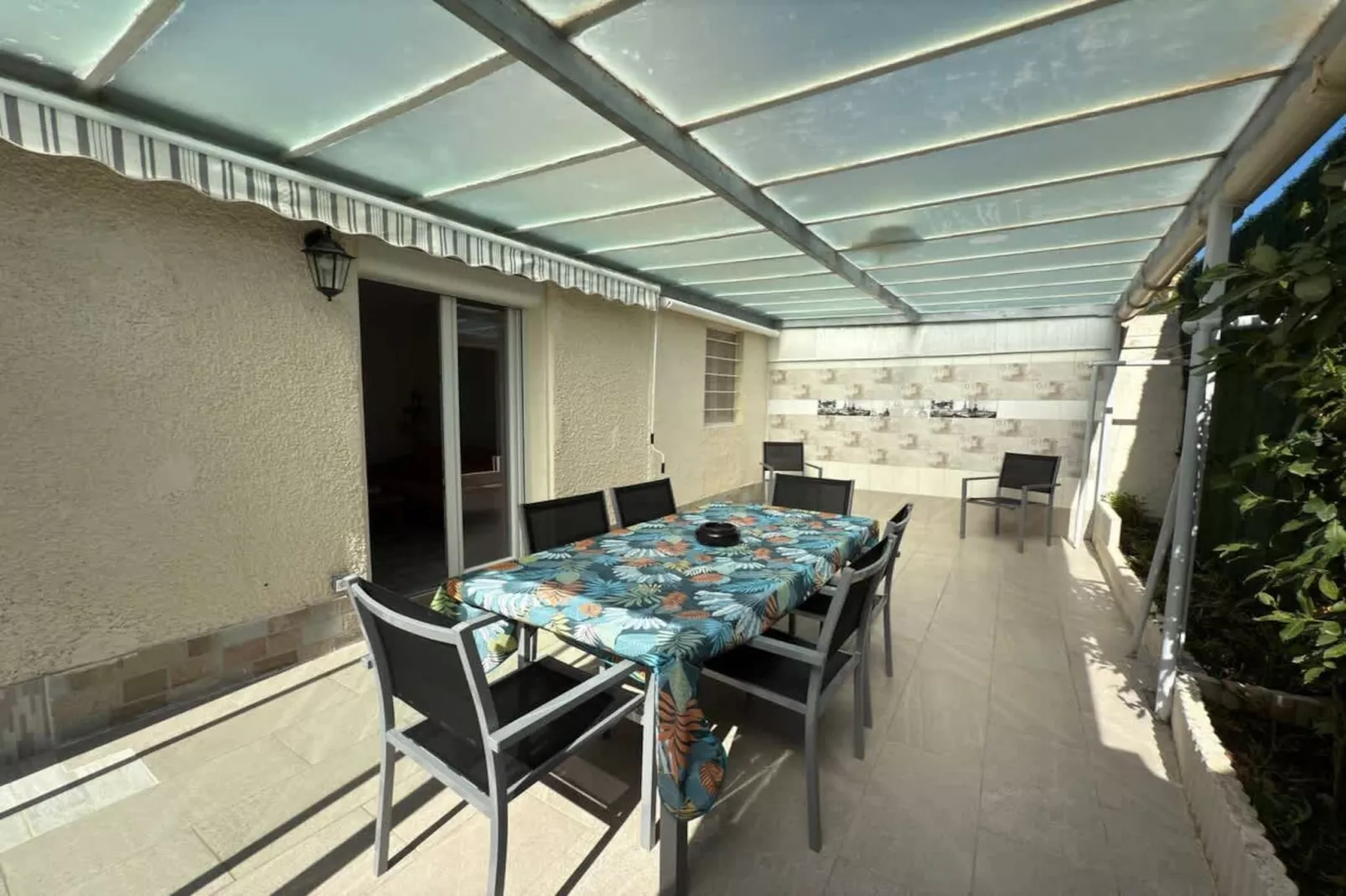 74 Oasis privée à Ve-Esszimmer