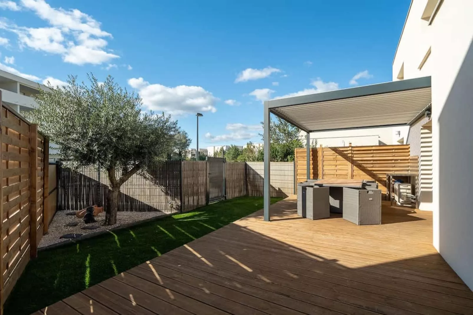 93 DUNE VILLA 42-Garten Sommer