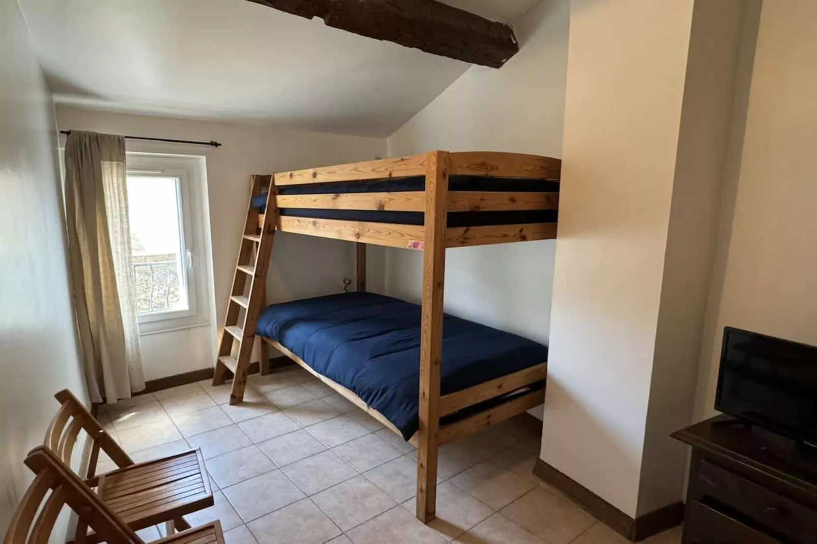 18 Luisin-Schlafzimmer