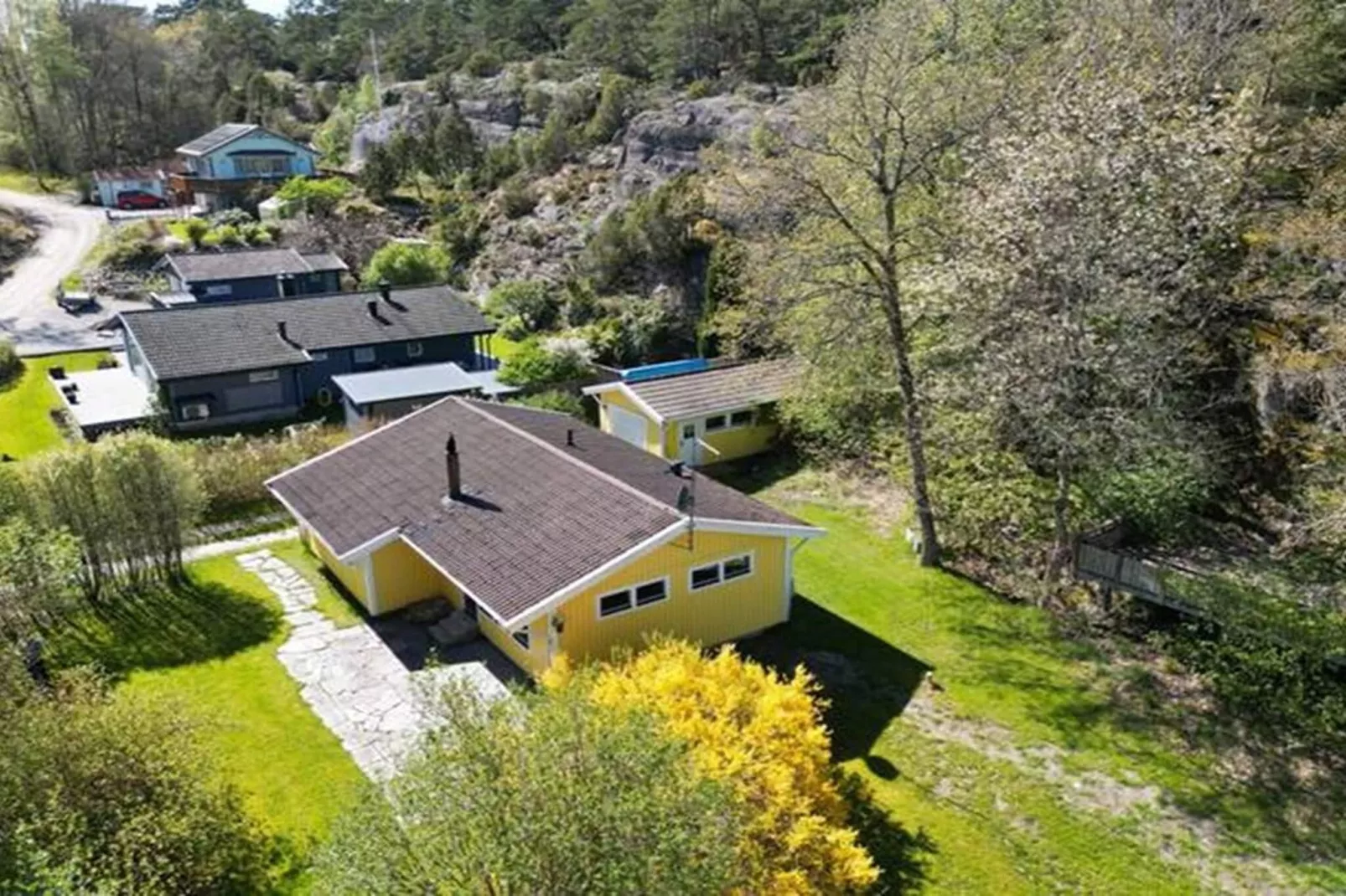 Peaceful Coastal Getaway on Oddo-Outdoor