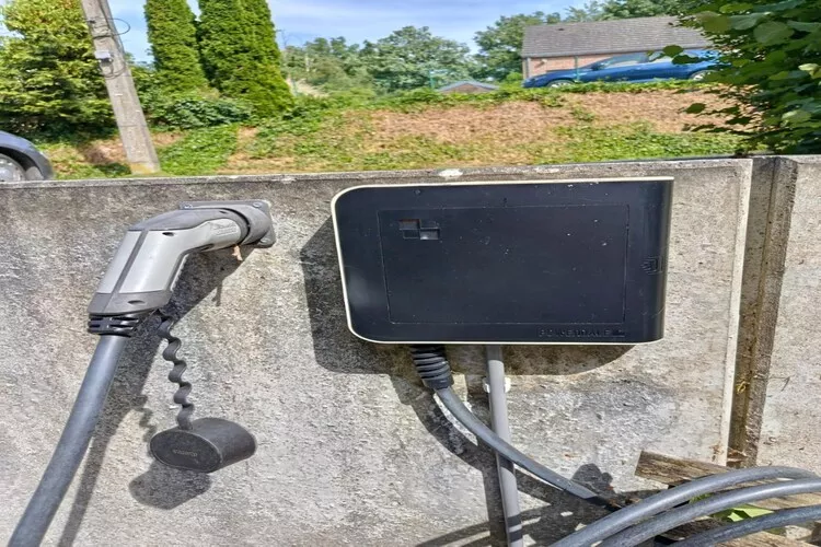 Chant d'Oiseau-Facilities