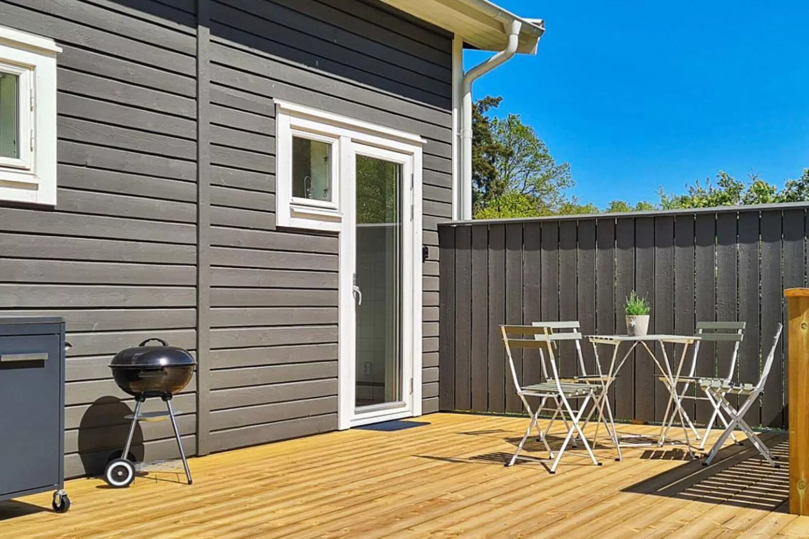 2 person holiday home in ROCKNEBY-By Traum-Outdoor