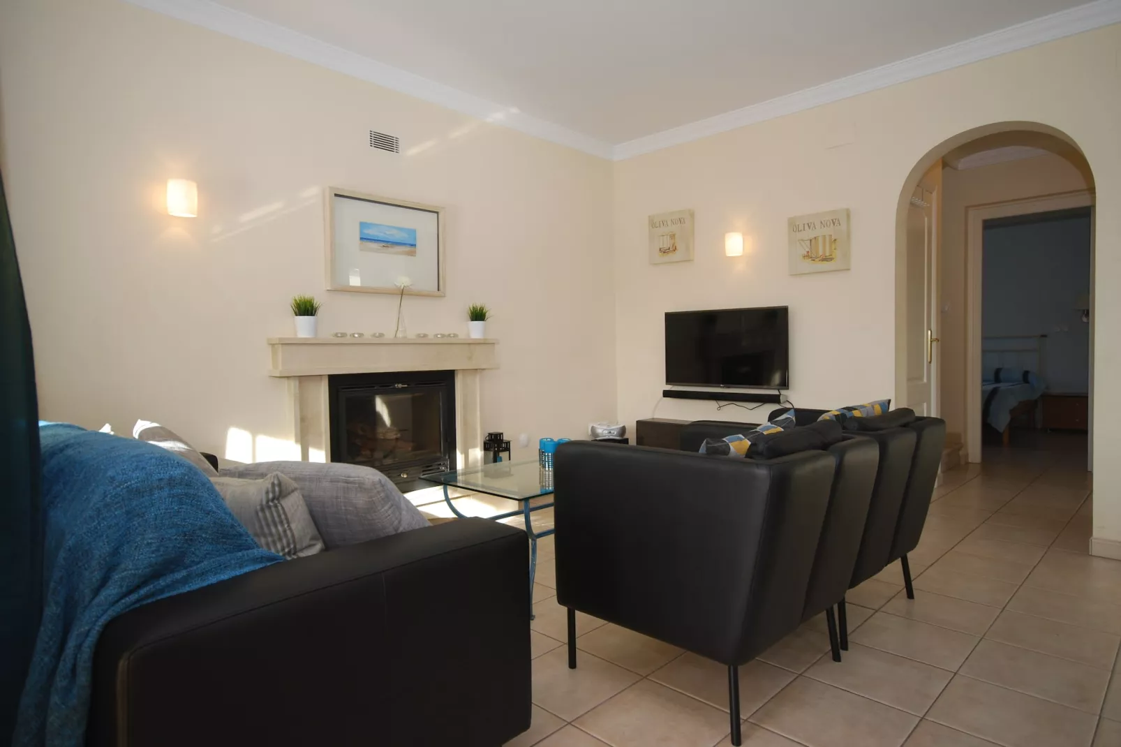 Casa Olivia Nova-Living room
