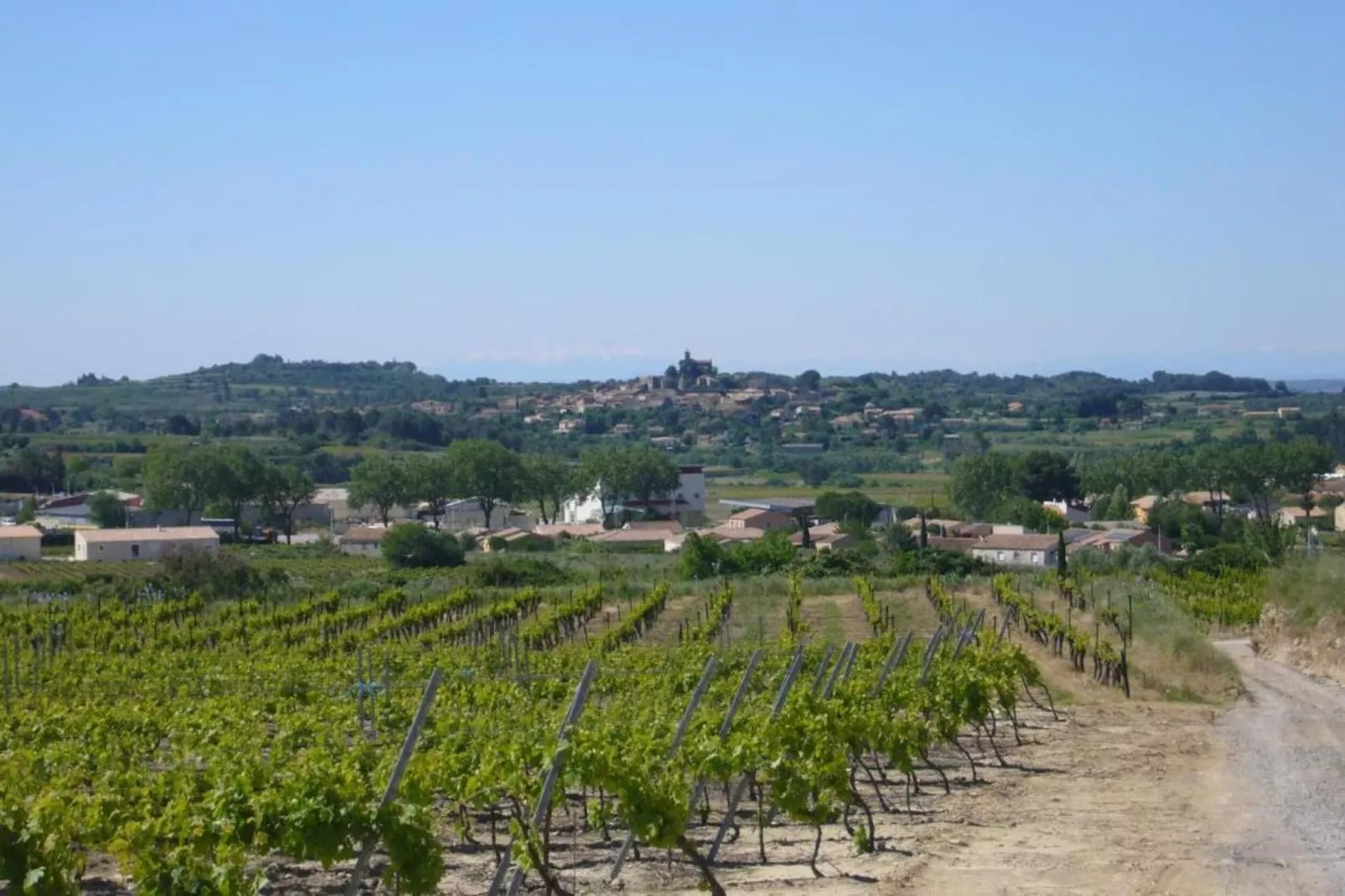 Mas des Trabesses-Areas within 20km in summer