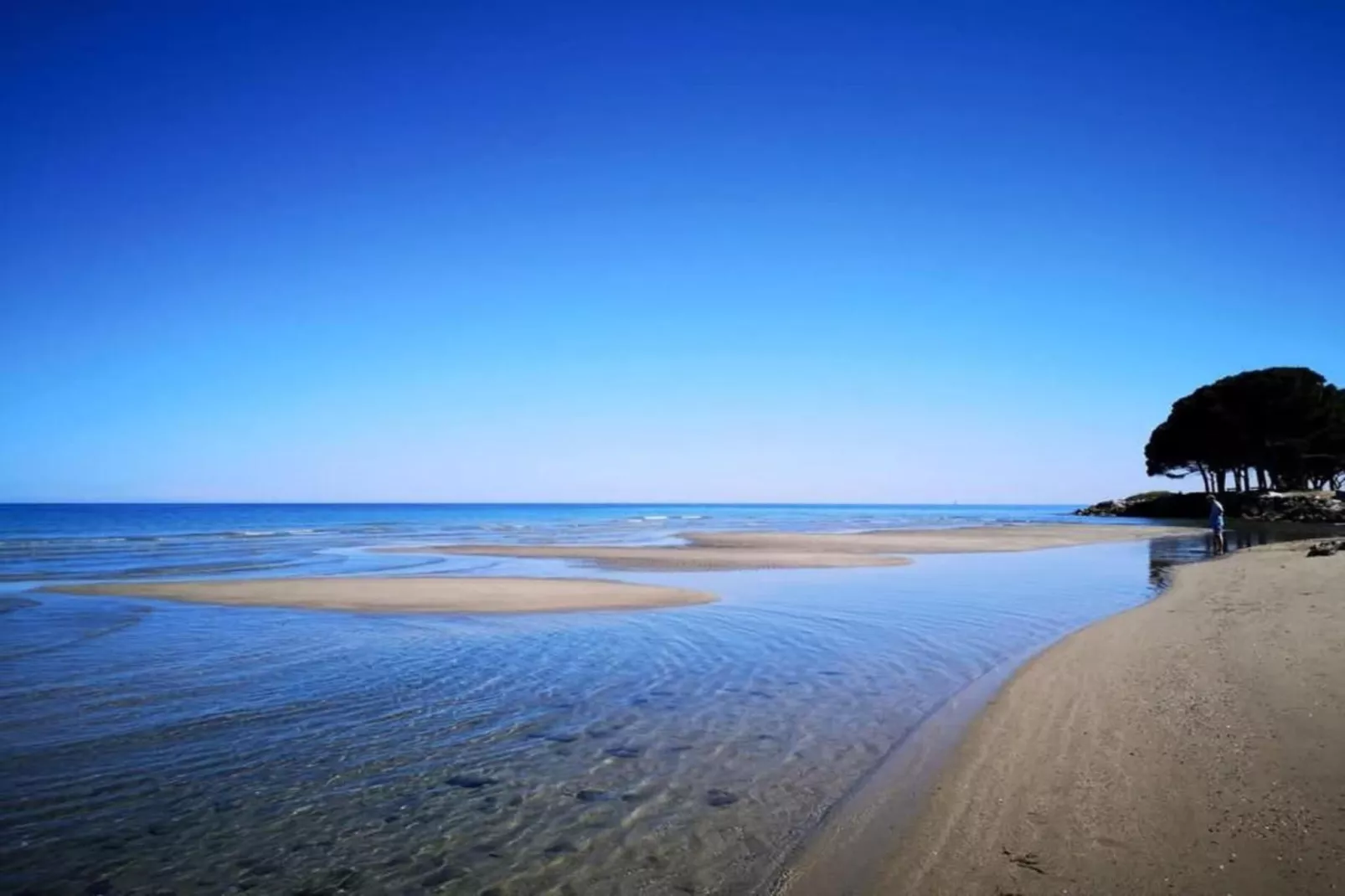 Le Vieux Pressoir-Areas within 1km in summer