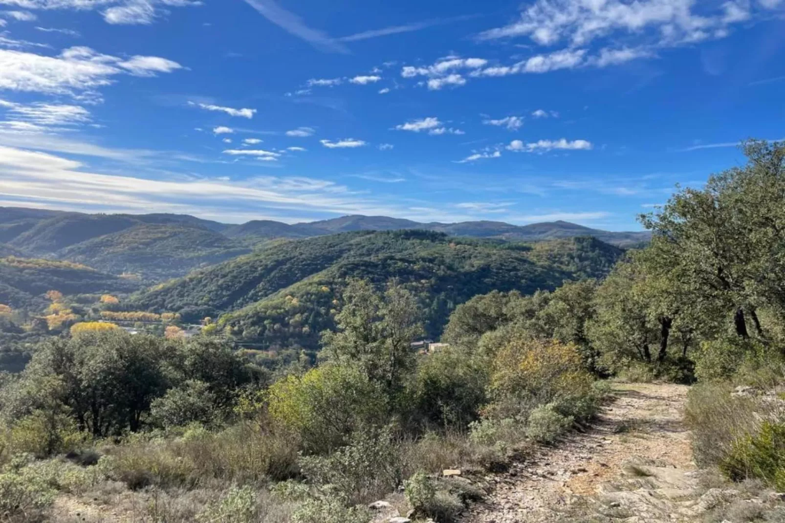 Domaine Courniou-Zones été à 5 km
