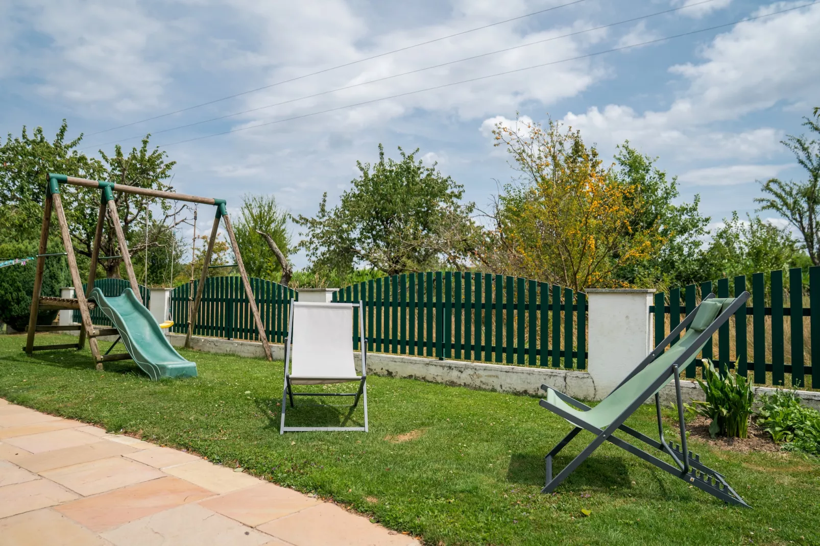 Au Cheval Blanc-Garten Sommer