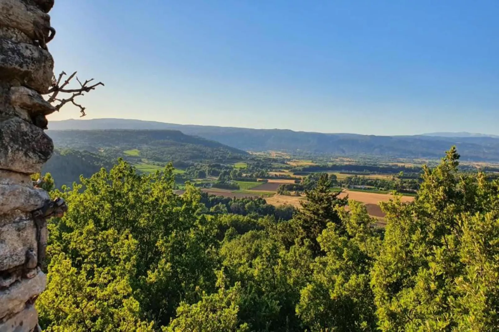 Les 4 Soleils 3-Areas within 20km in summer