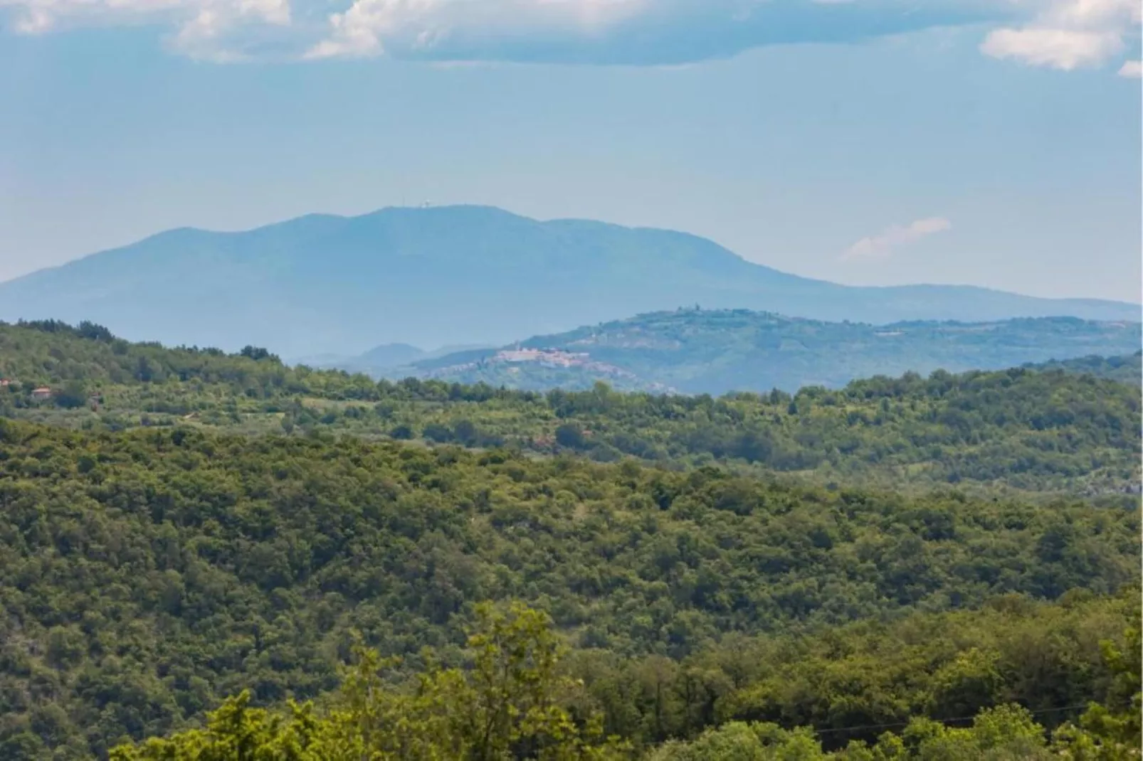 Colonia-Areas within 20km in summer