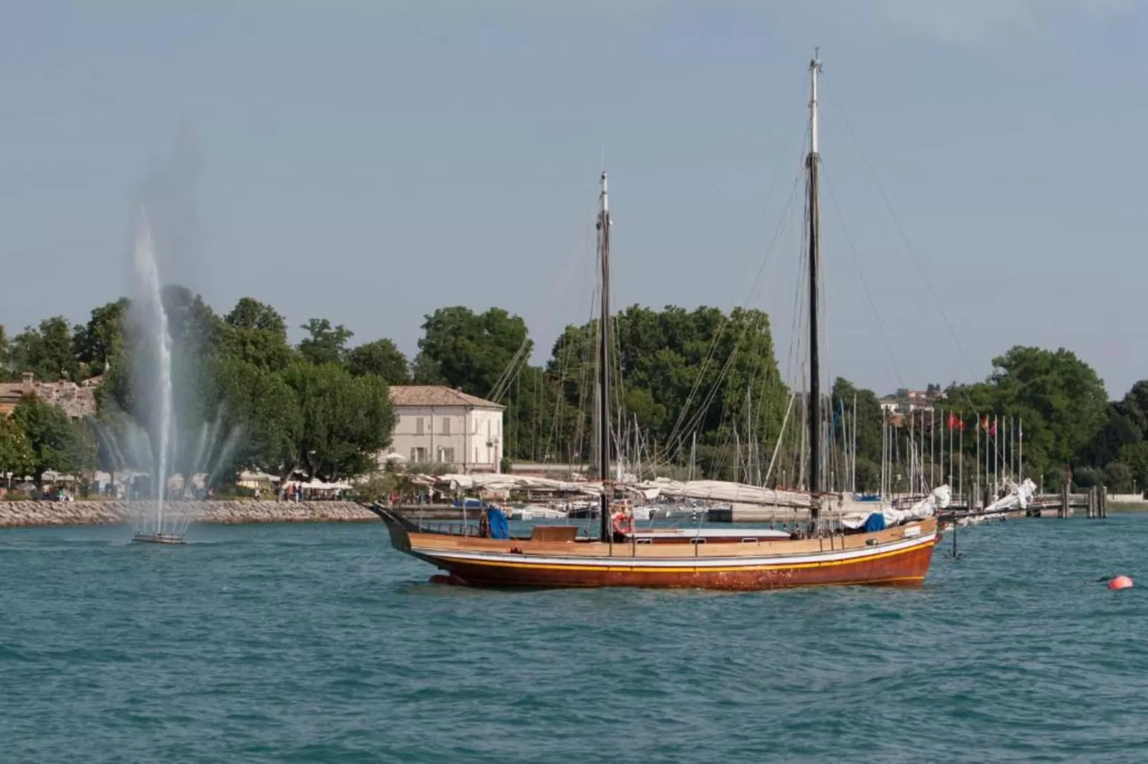 Sole del Garda II-8-Areas within 5km in summer
