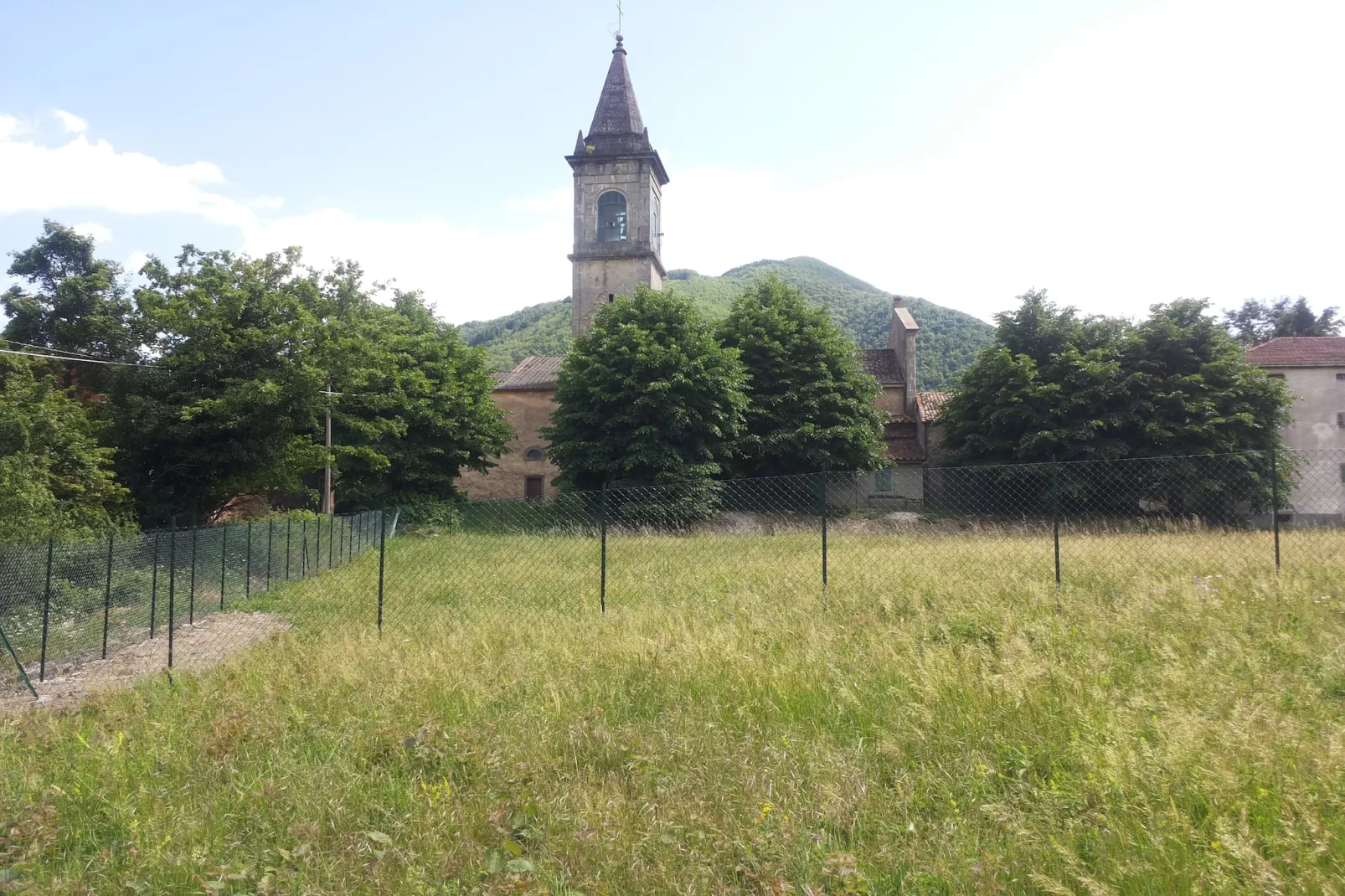 Casa Via Pieve-View in summer