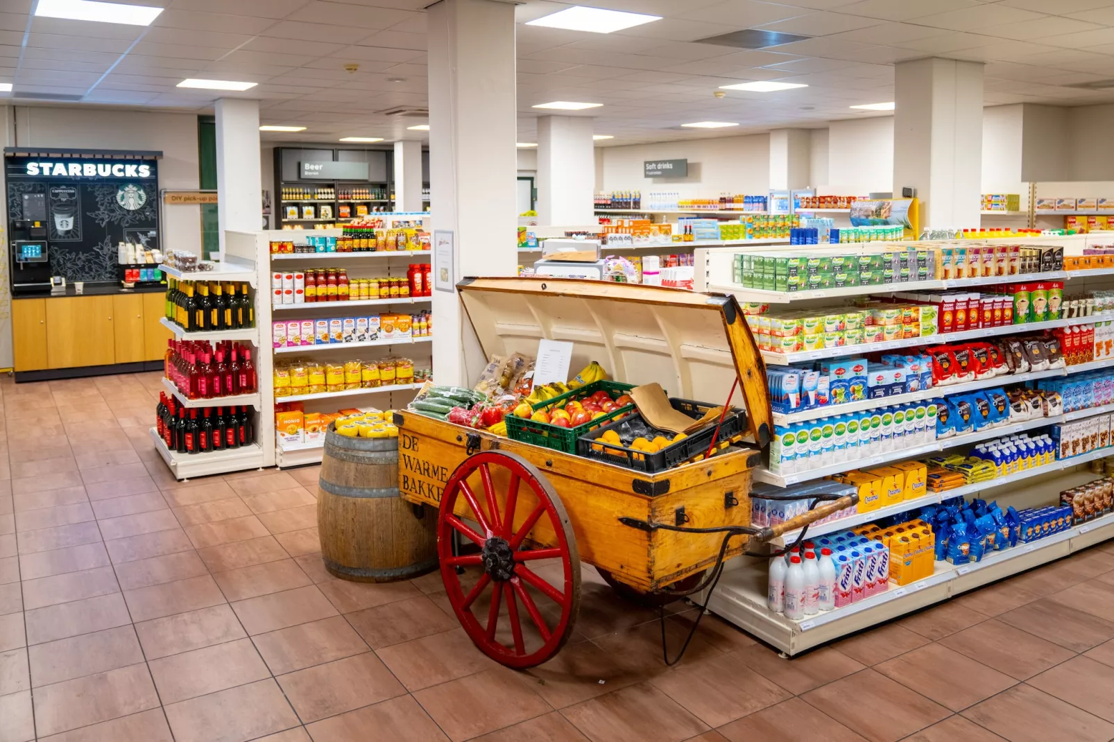 Marinapark Volendam 13-Parkeinrichtungen