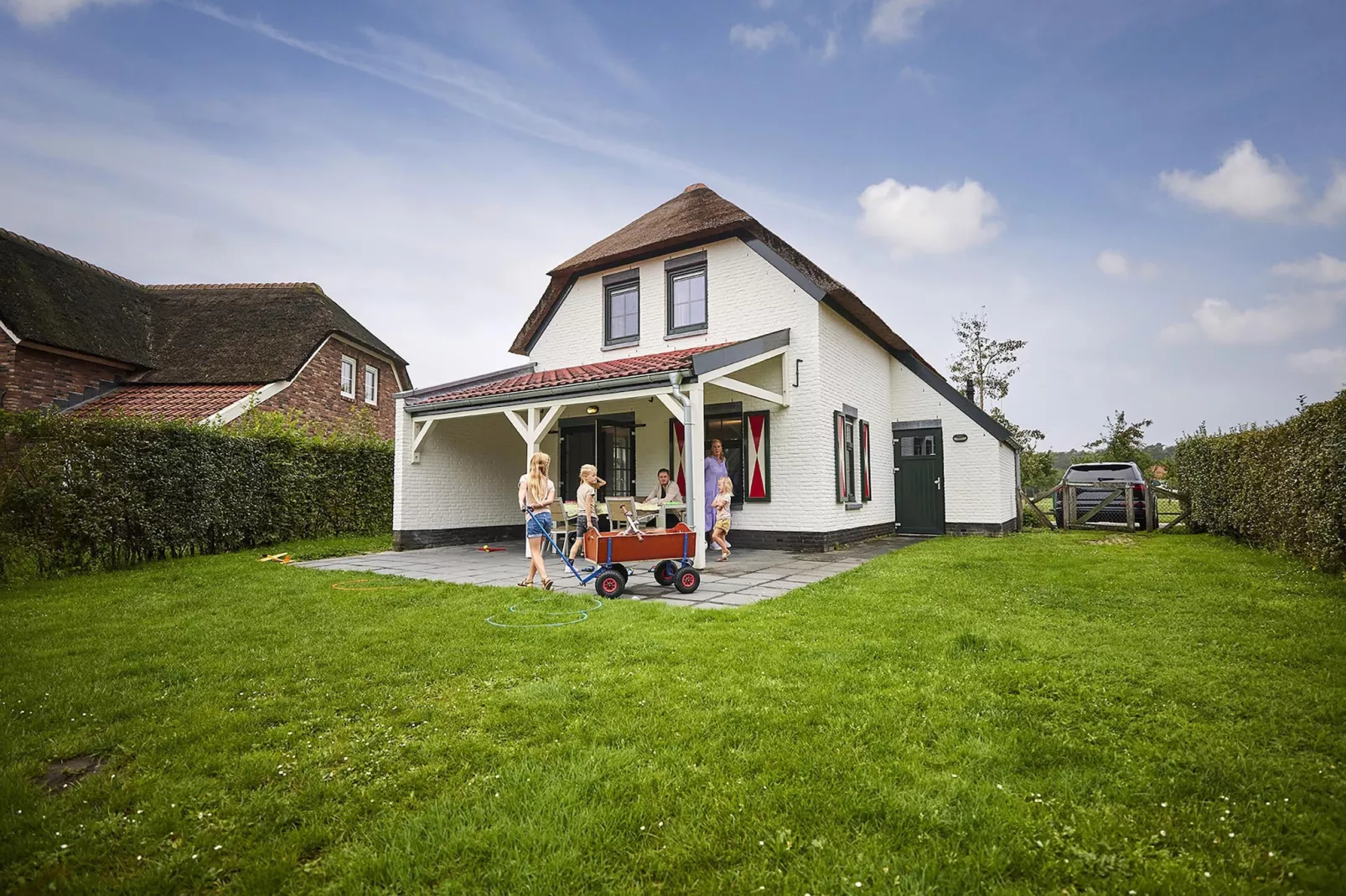 Buitenhof De Leistert 16-Exterior in summer