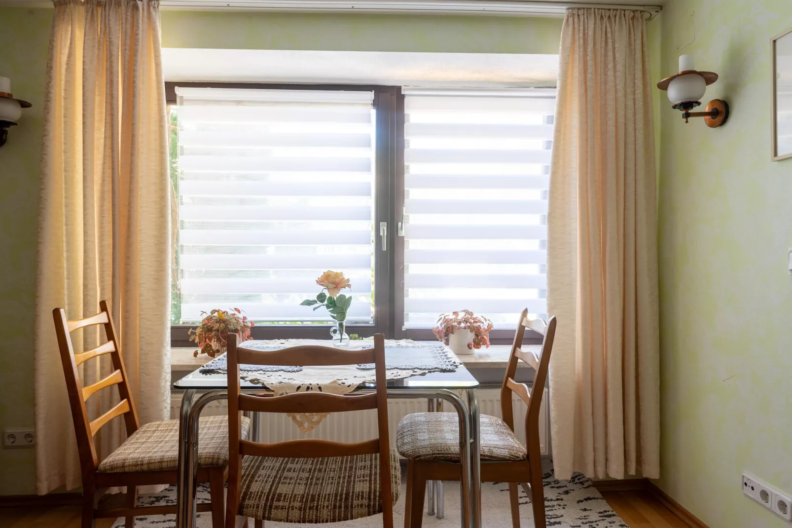 Ferienwohnung Schmidt-Dining room