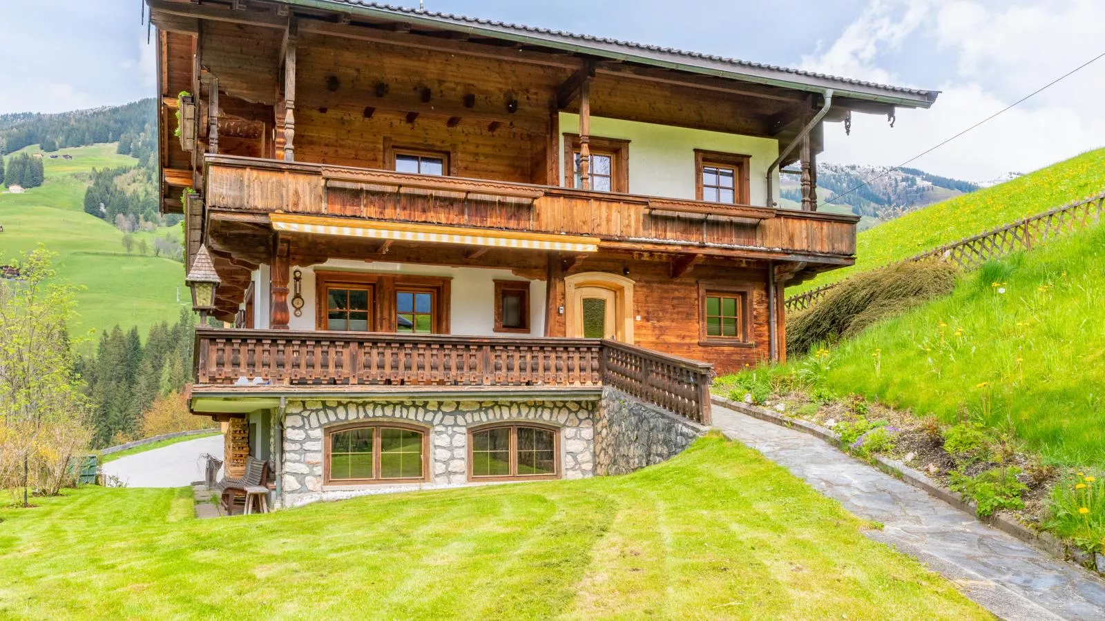 Birkheim-Exterior summer