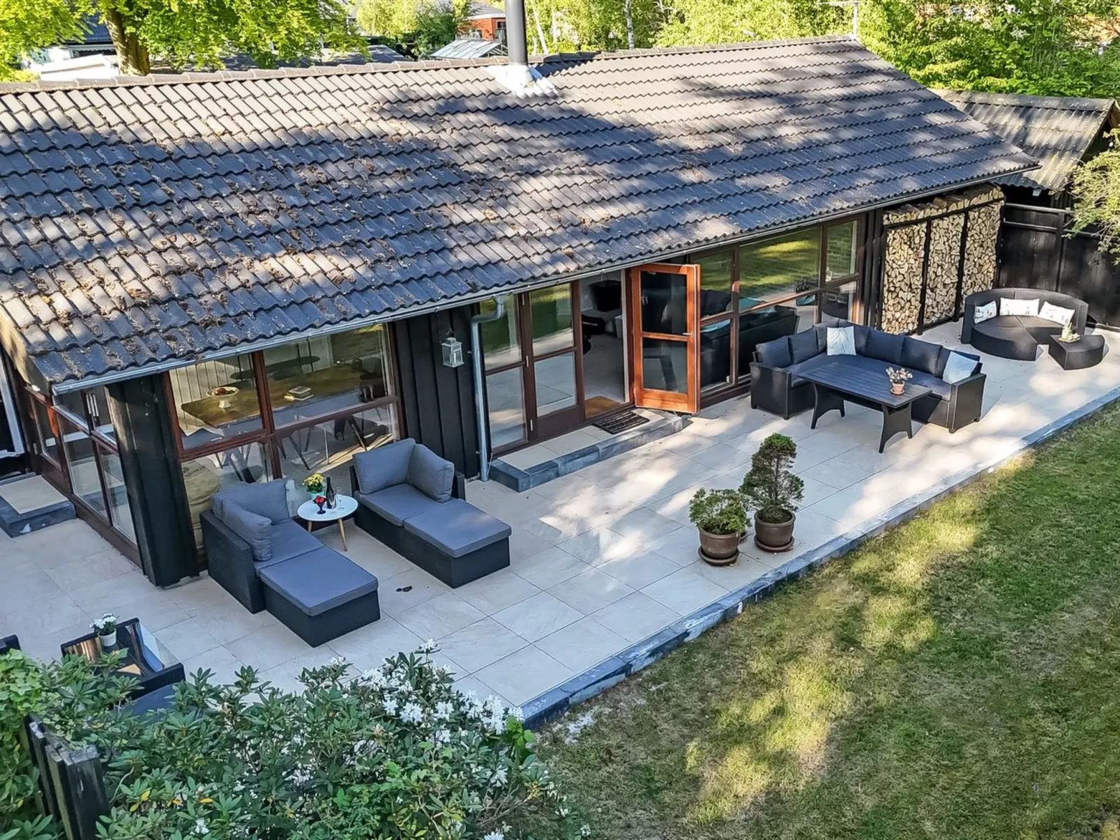 "Gustine" - 300m from the sea-Outside