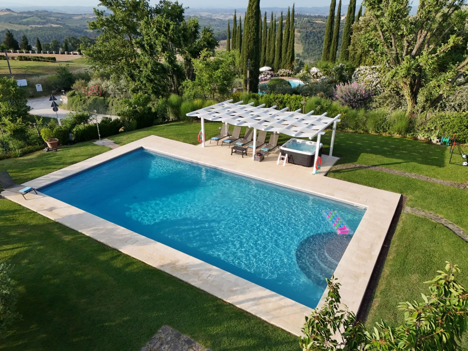Vineyard View-Outside