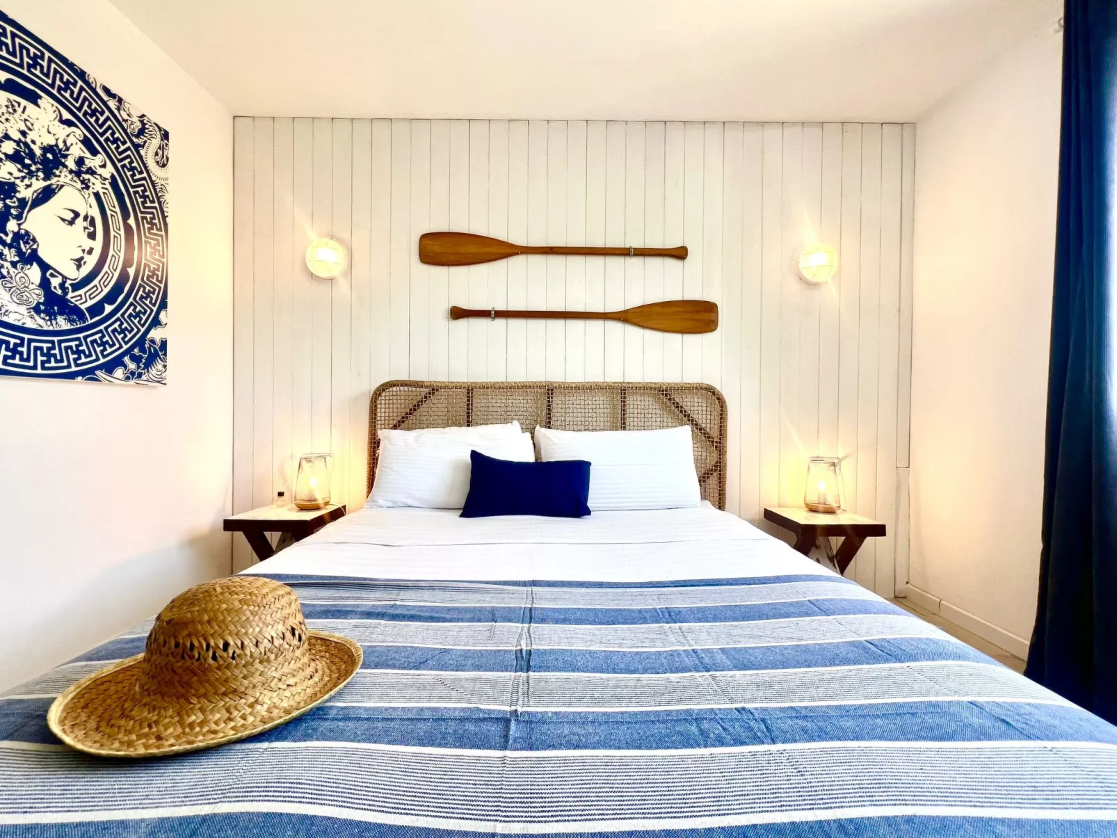Casa Blue Art-Drinnen