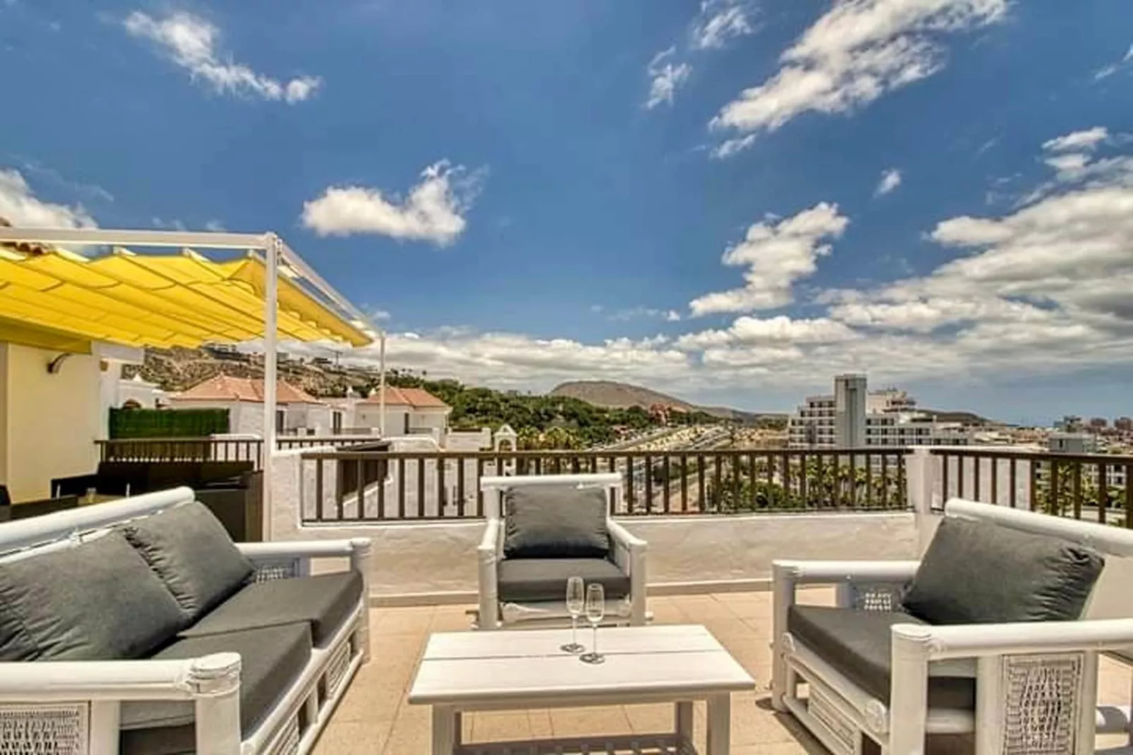 Luxury Penthouse Garajonay-Aussicht Sommer