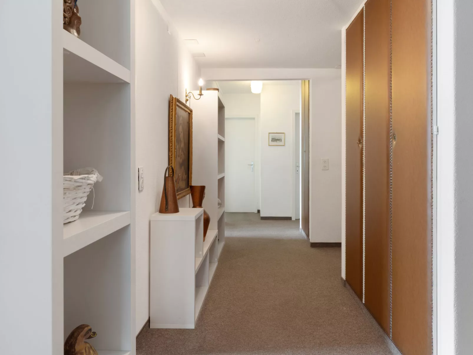 Regina Apt Golfblick-Dedans