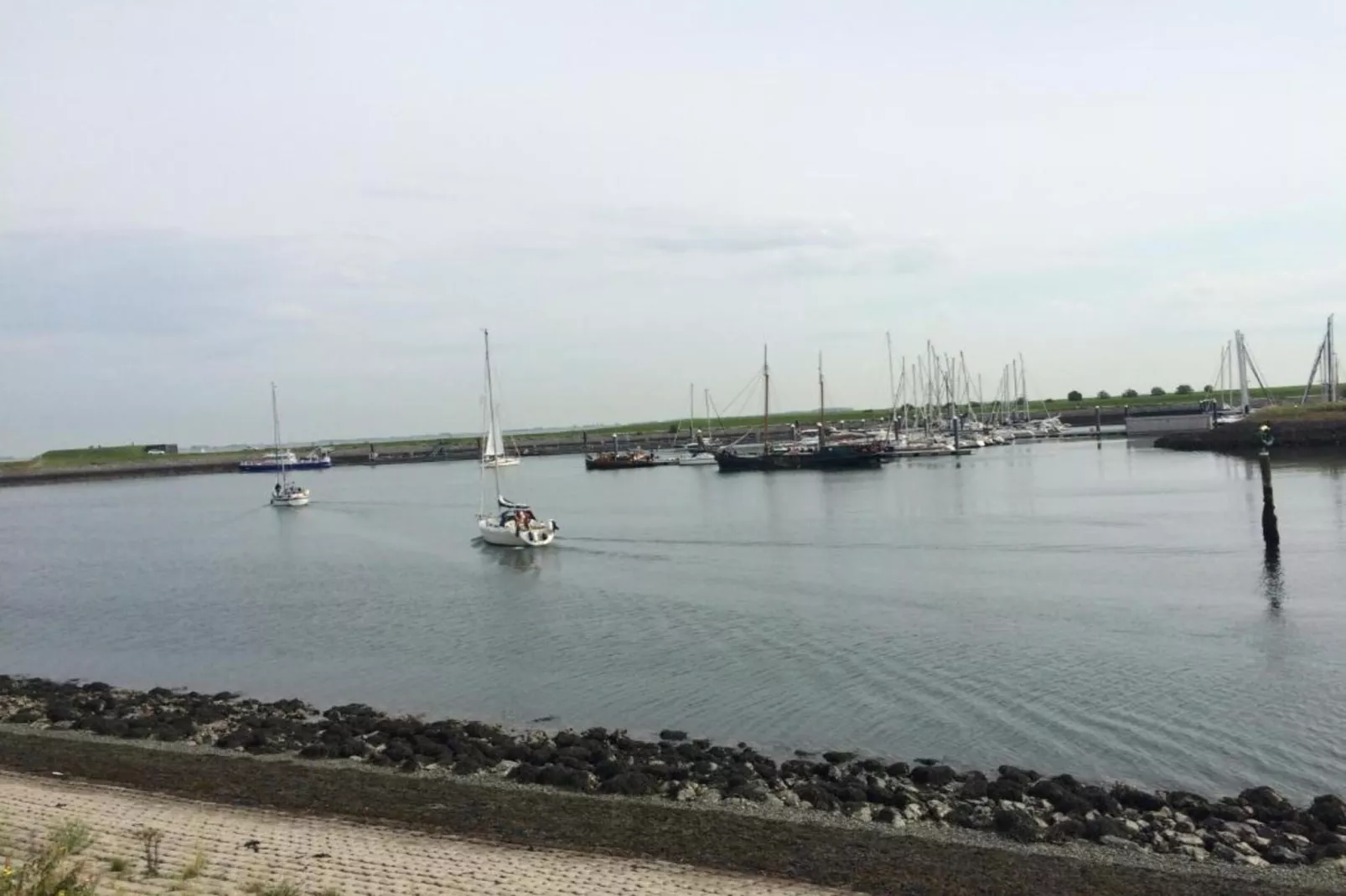 Water Resort Oosterschelde 80-Areas within 20km in summer