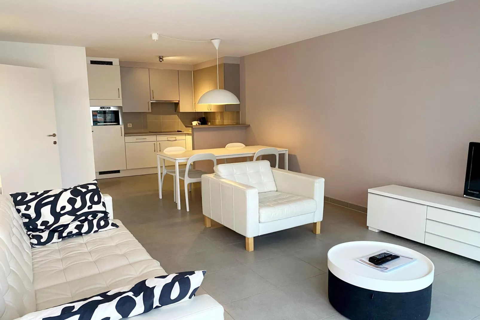LECTUS I 5/0204PK-Wohnzimmer