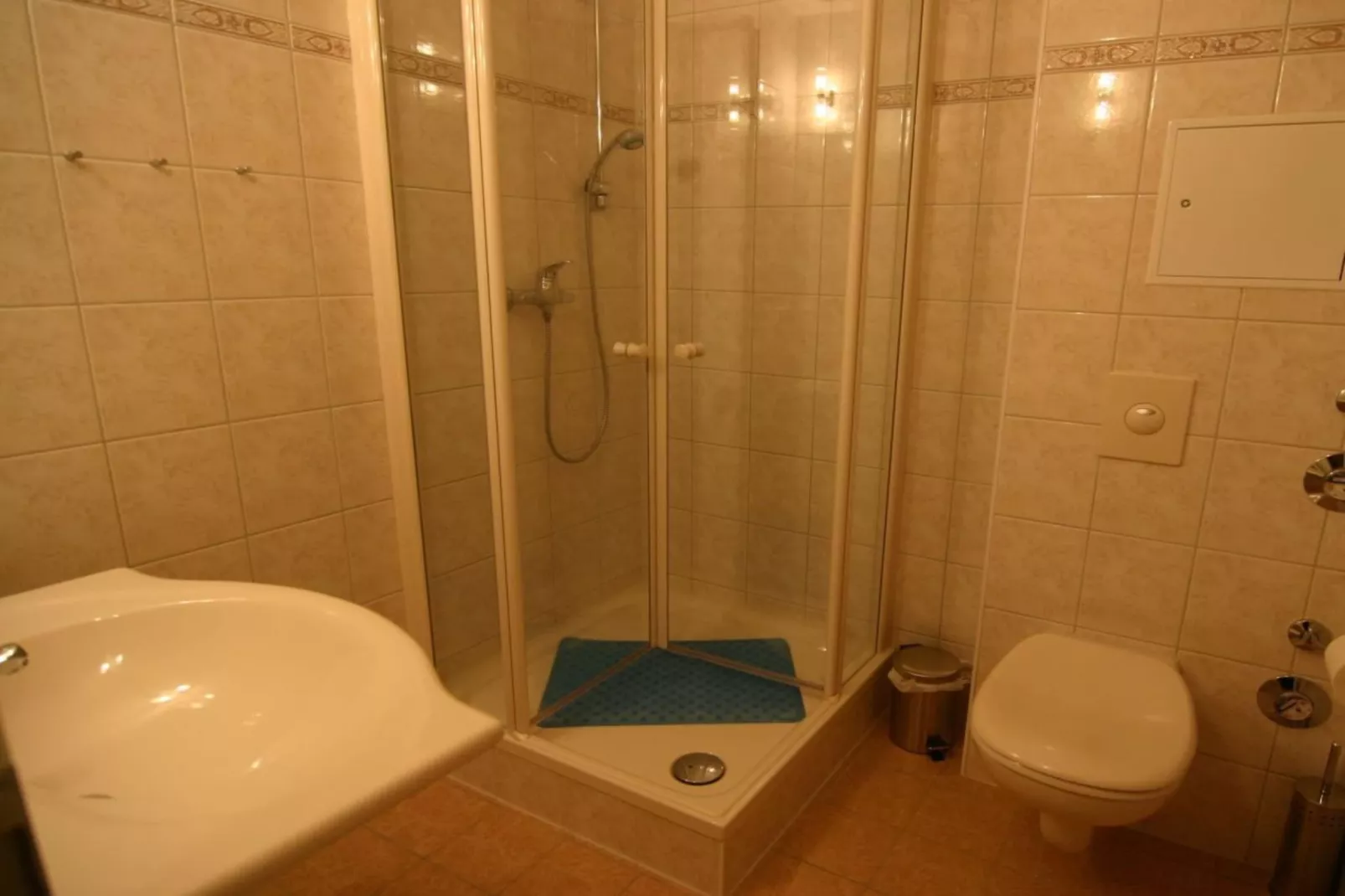 263512-Bathroom
