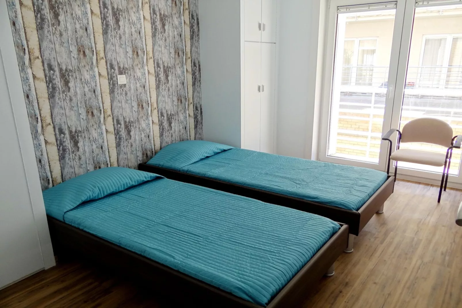 VELASQUEZ 103-Bedroom
