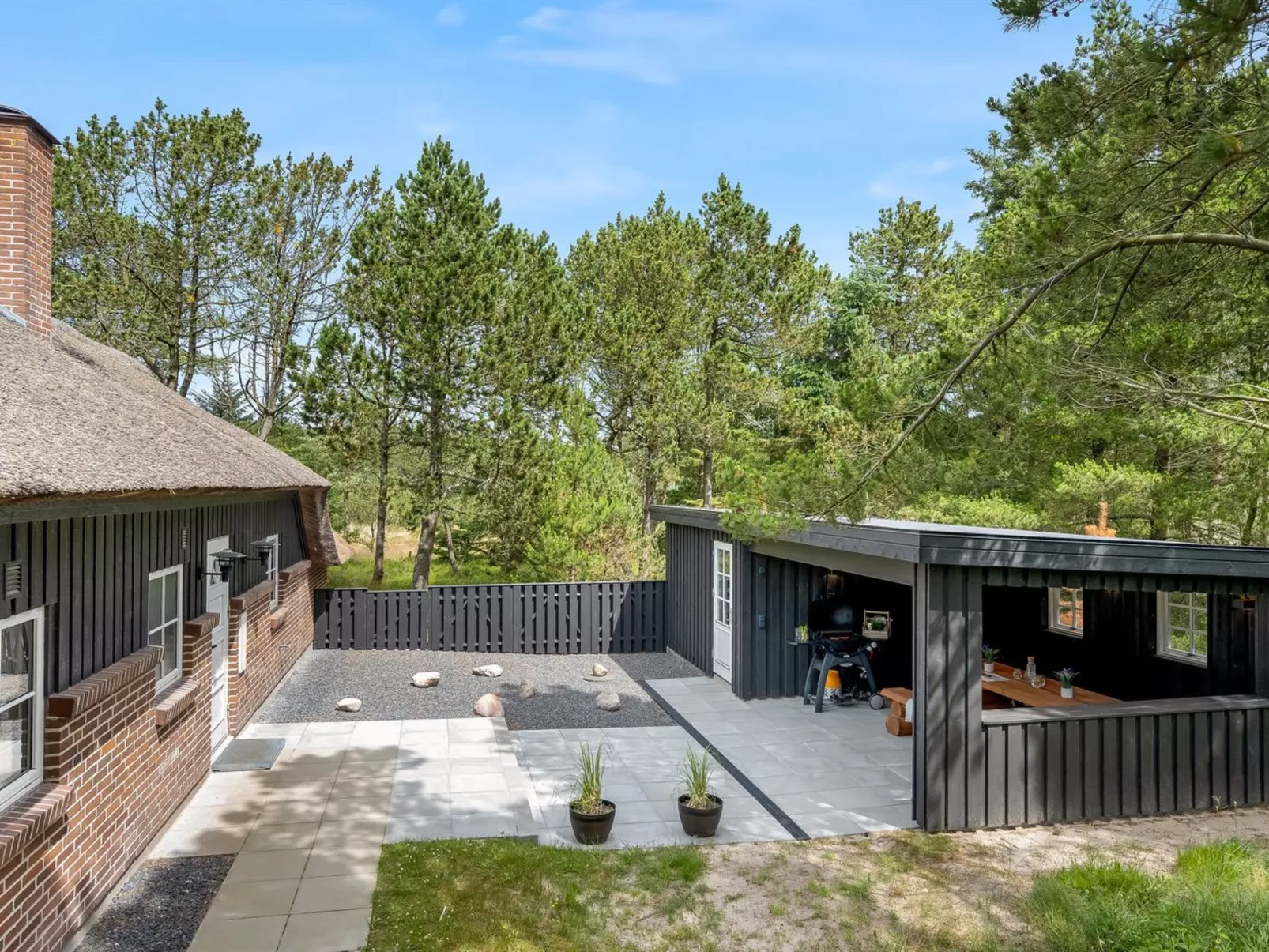 "Alwina" - 2.5km from the sea-Outside