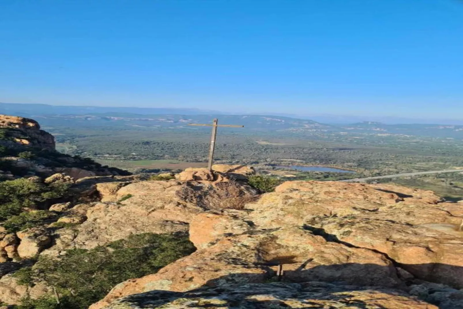 Elja Les Acacias-Areas within 20km in summer