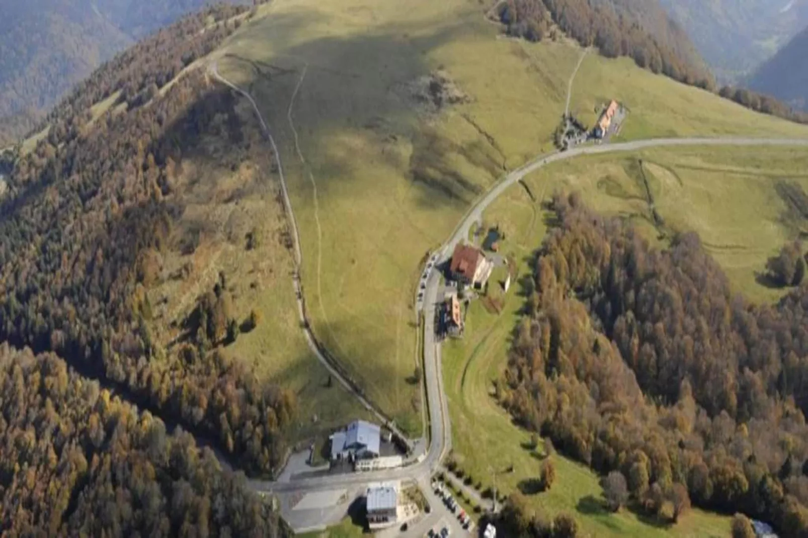 La Coccinelle-Areas within 20km in summer
