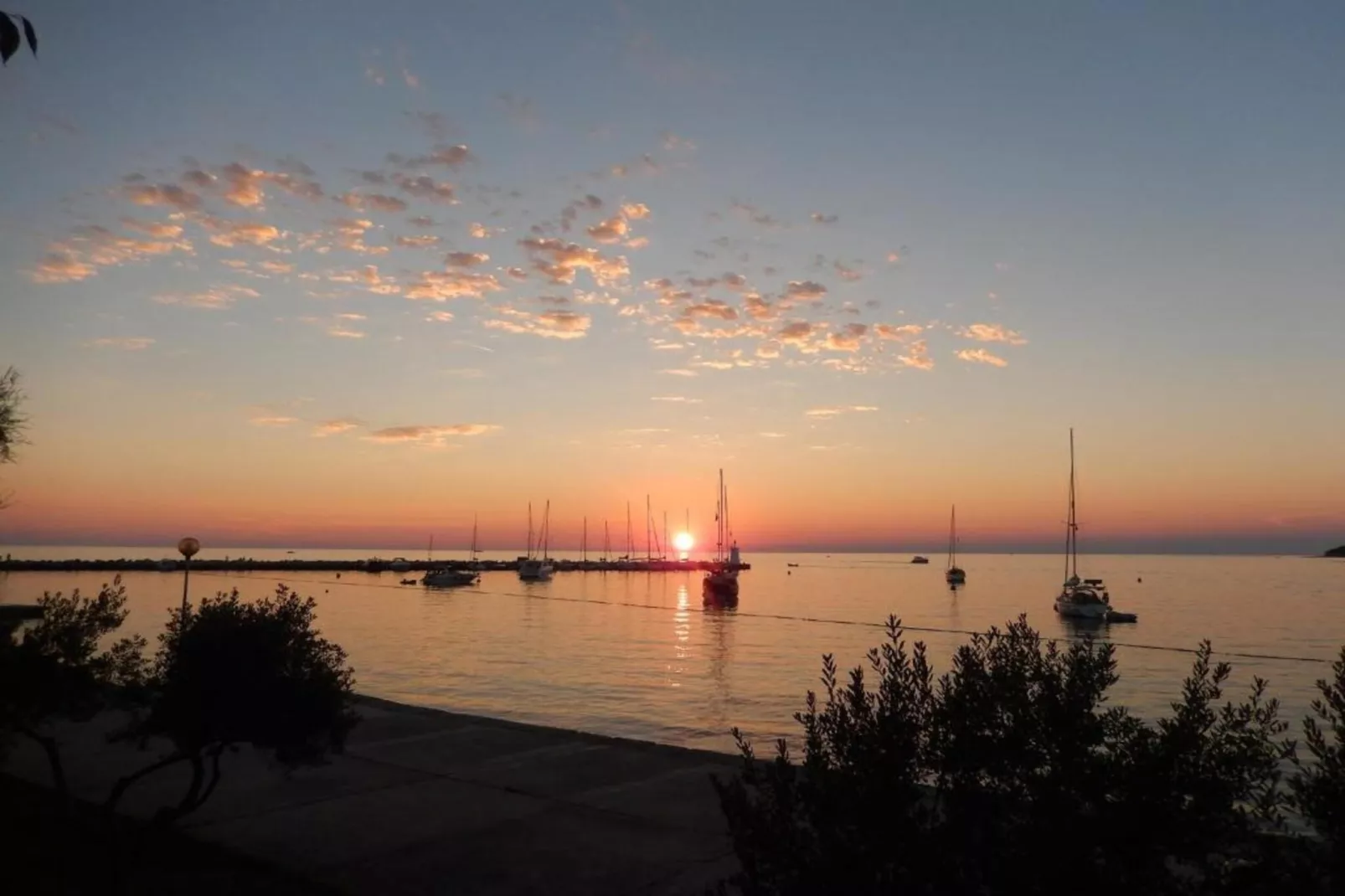 	VIla Querchus Apartment 9-Areas within 20km in summer