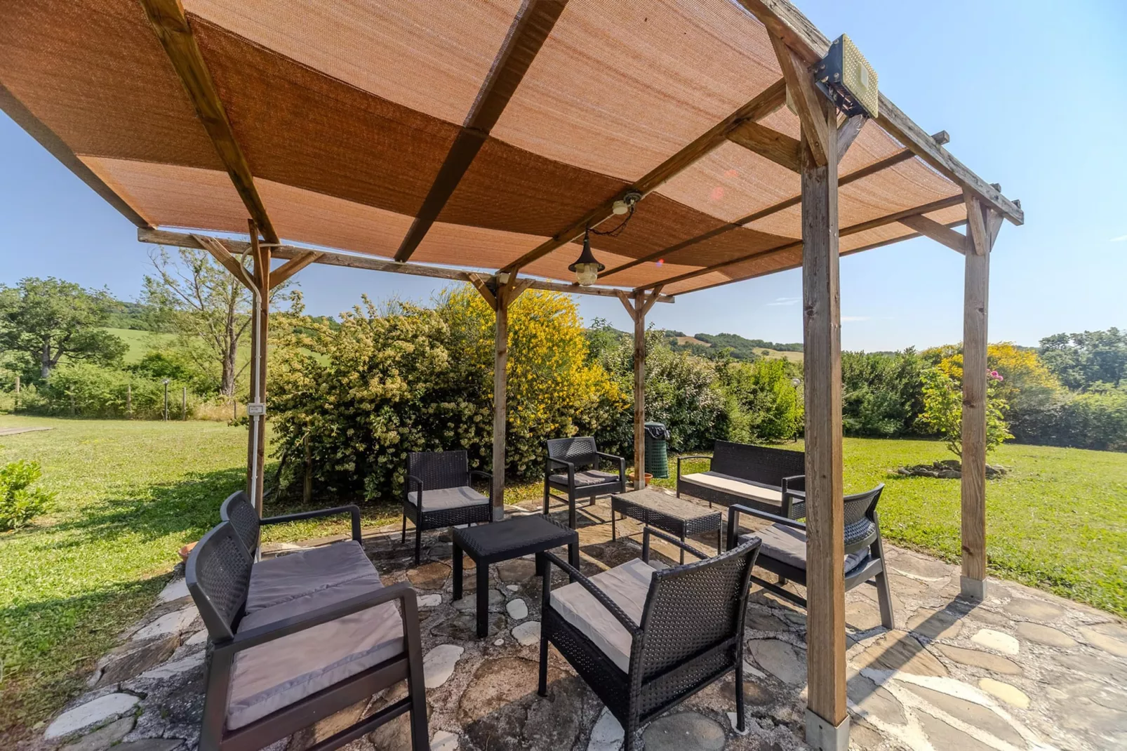 Dai Du Bourdei-Terrace balcony