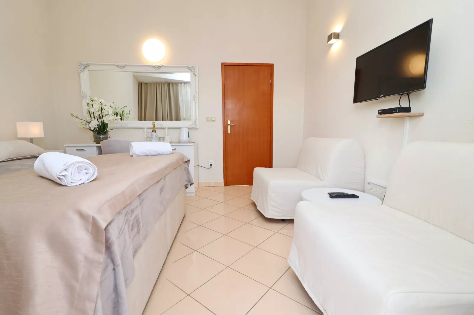 Hotel Pansion Villa Antonio - Two Bedroom Suite with Balcony and Sea View 25seaview - Bedroom