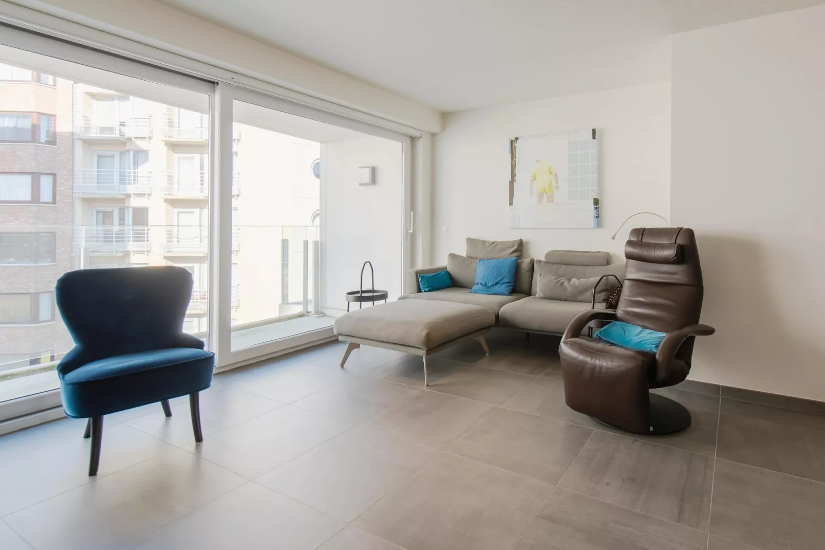 Caprice 0502-Living room