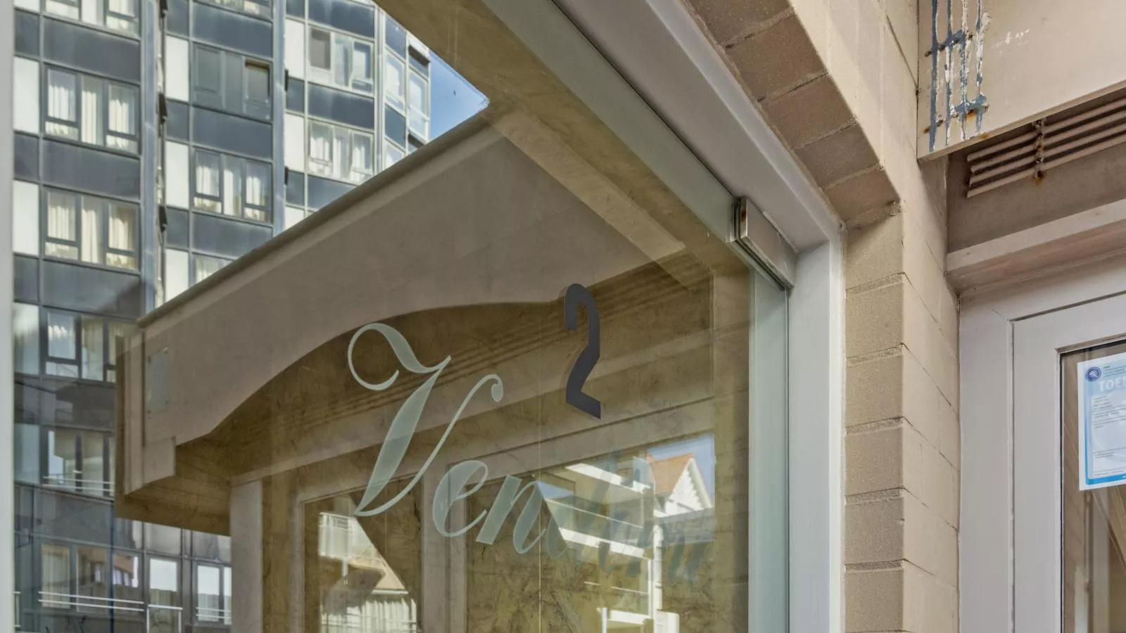 Vendome-Exterior in summer